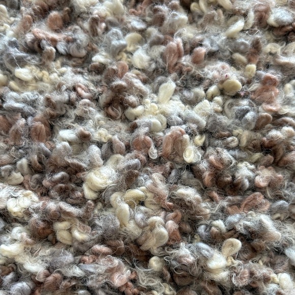 Bundle of Chunky Navy & Steve Madden Cream Boucle Mobius Infinity Scarves - Picture 6 of 7